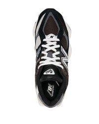 dunkelgraue Sportschuhe von New Balance