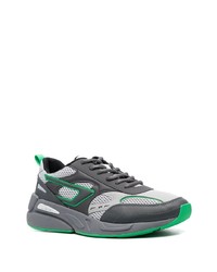 dunkelgraue Sportschuhe von Diesel