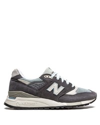 dunkelgraue Sportschuhe von New Balance