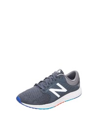 dunkelgraue Sportschuhe von New Balance