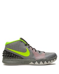 dunkelgraue Sportschuhe von Nike