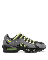 dunkelgraue Sportschuhe von Nike