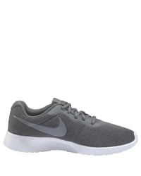 dunkelgraue Sportschuhe von Nike Sportswear