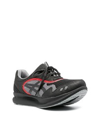 dunkelgraue Sportschuhe von Asics