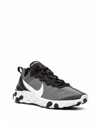 dunkelgraue Sportschuhe von Nike