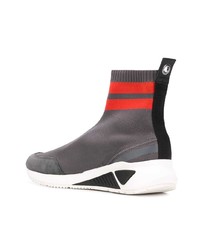 dunkelgraue Sportschuhe von Diesel