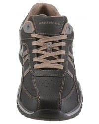 dunkelgraue Sportschuhe von Skechers