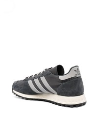 dunkelgraue Sportschuhe von adidas