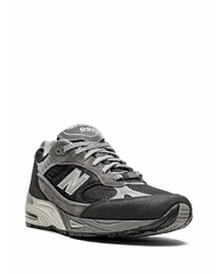 dunkelgraue Sportschuhe von New Balance