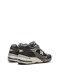 dunkelgraue Sportschuhe von New Balance