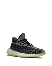 dunkelgraue Sportschuhe von adidas YEEZY