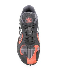 dunkelgraue Sportschuhe von adidas