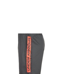 dunkelgraue Sportshorts von Under Armour