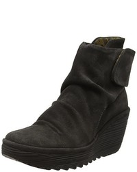 dunkelgraue Stiefel von Fly London