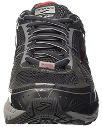 dunkelgraue Turnschuhe von Brooks