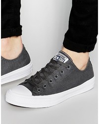 dunkelgraue Turnschuhe von Converse