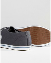 dunkelgraue Turnschuhe von Fred Perry