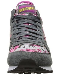 dunkelgraue Turnschuhe von Skechers