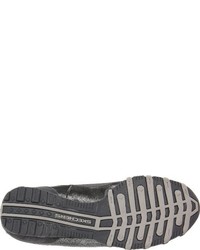 dunkelgraue Turnschuhe von Skechers