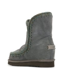 dunkelgraue Ugg Stiefel von Mou