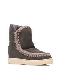 dunkelgraue Ugg Stiefel von Mou