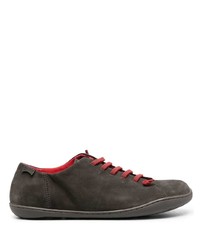 dunkelgraue Wildleder niedrige Sneakers von Camper