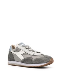 dunkelgraue Wildleder niedrige Sneakers von Diadora