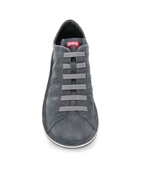 dunkelgraue Wildleder niedrige Sneakers von Camper