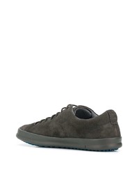 dunkelgraue Wildleder niedrige Sneakers von Camper