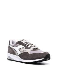 dunkelgraue Wildleder niedrige Sneakers von Diadora