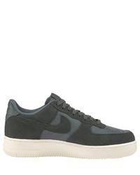 dunkelgraue Wildleder niedrige Sneakers von Nike Sportswear