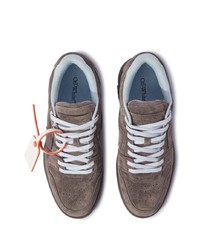 dunkelgraue Wildleder niedrige Sneakers von Off-White