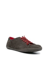 dunkelgraue Wildleder niedrige Sneakers von Camper