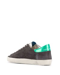 dunkelgraue Wildleder niedrige Sneakers von Golden Goose