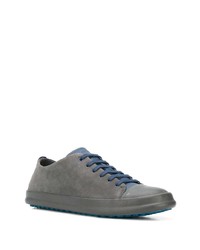 dunkelgraue Wildleder niedrige Sneakers von Camper