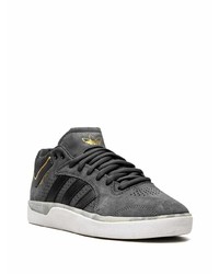 dunkelgraue Wildleder niedrige Sneakers von adidas