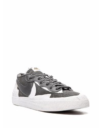 dunkelgraue Wildleder niedrige Sneakers von Nike