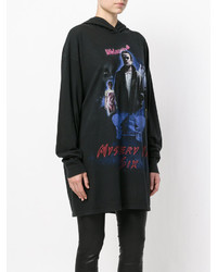 dunkelgrauer bedruckter Pullover mit einer Kapuze von MM6 MAISON MARGIELA