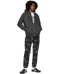 dunkelgrauer Camouflage Pullover mit einem Kapuze von Billionaire Boys Club