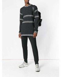 dunkelgrauer Pullover mit einem Rundhalsausschnitt mit Chevron-Muster von Diesel Black Gold