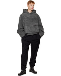 dunkelgrauer Fleece-Pullover mit einem Kapuze von Wooyoungmi