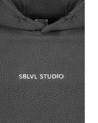 dunkelgrauer Fleece-Pullover mit einem Kapuze von Sublevel