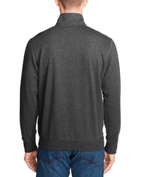 dunkelgrauer Fleece-Pullover mit einem Reißverschluss am Kragen von Eddie Bauer