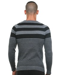 dunkelgrauer horizontal gestreifter Pullover mit einem Rundhalsausschnitt von CE&CE