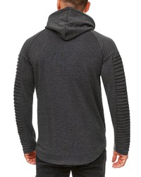 dunkelgrauer Pullover mit einem Kapuze von INDICODE