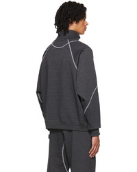 dunkelgrauer Pullover mit einem Reißverschluss am Kragen von Saul Nash