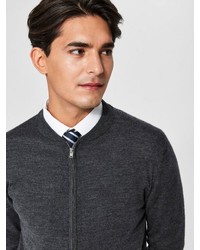 dunkelgrauer Pullover mit einem Reißverschluß von Selected Homme