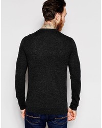 dunkelgrauer Pullover mit einem Rundhalsausschnitt von Asos