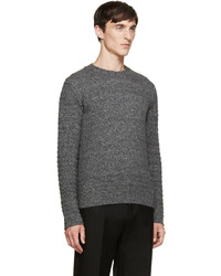 dunkelgrauer Pullover mit einem Rundhalsausschnitt von Wooyoungmi