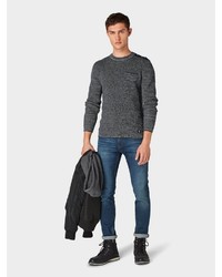 dunkelgrauer Pullover mit einem Rundhalsausschnitt von Tom Tailor Denim